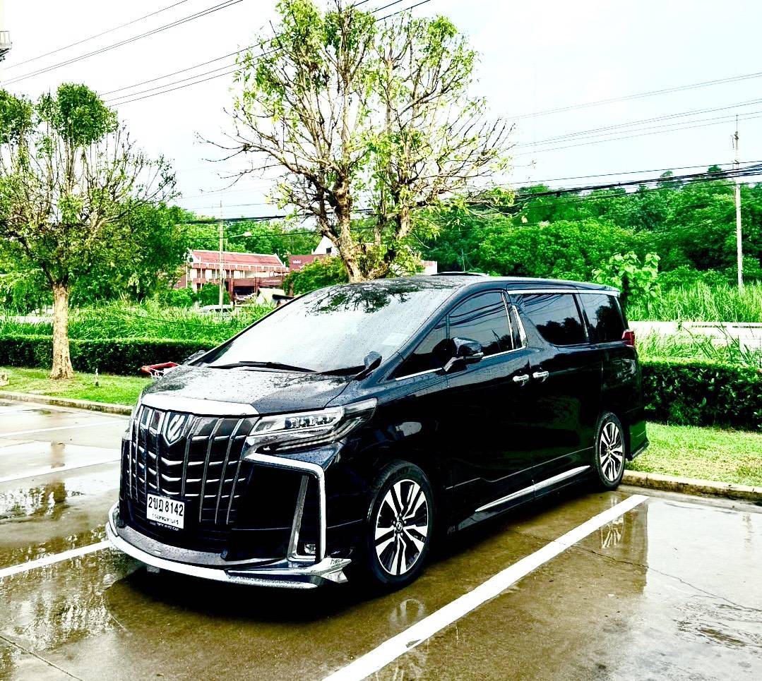Toyota Alphard Black Modellista Luxury Aero Package